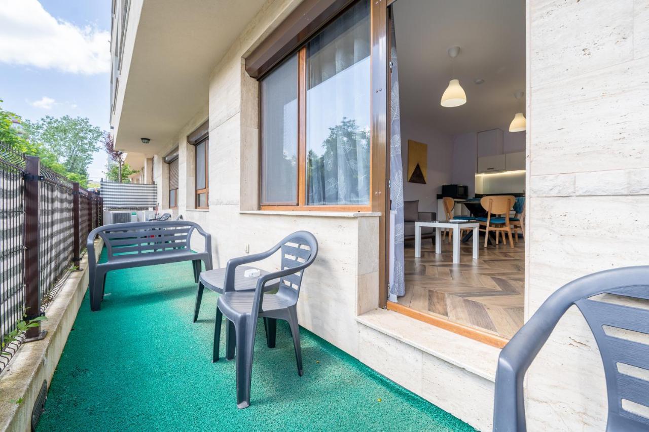 Sunny Apartment In Studentski Grad, Behind Unss Sófia Exterior foto
