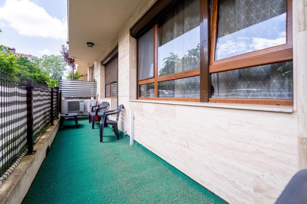 Sunny Apartment In Studentski Grad, Behind Unss Sófia Exterior foto